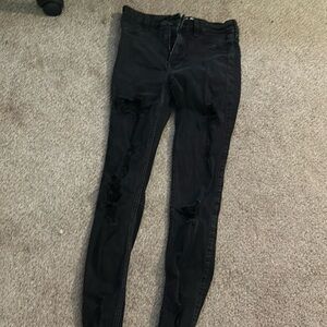 black ripped skinny jeans